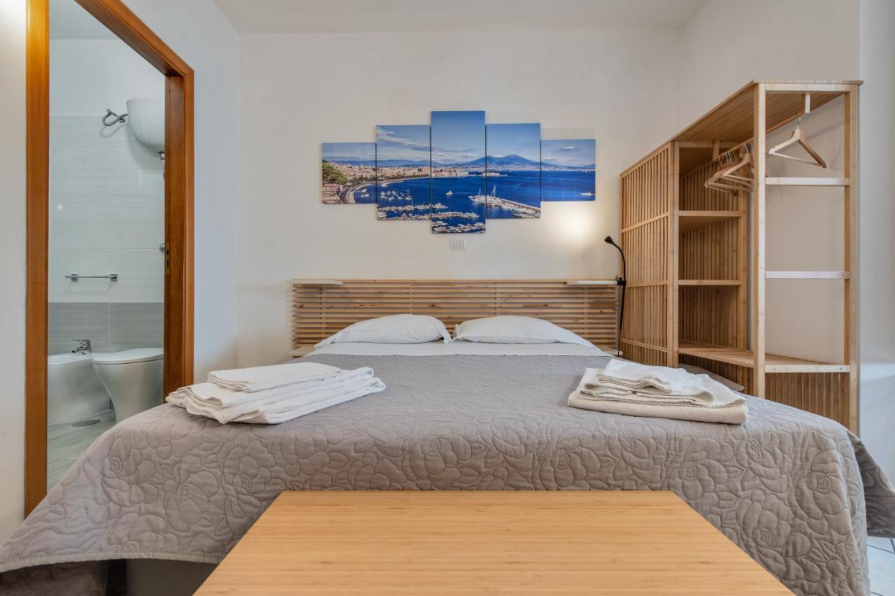 Spaccanapoli - Fully Equipped Studio Luaran gambar