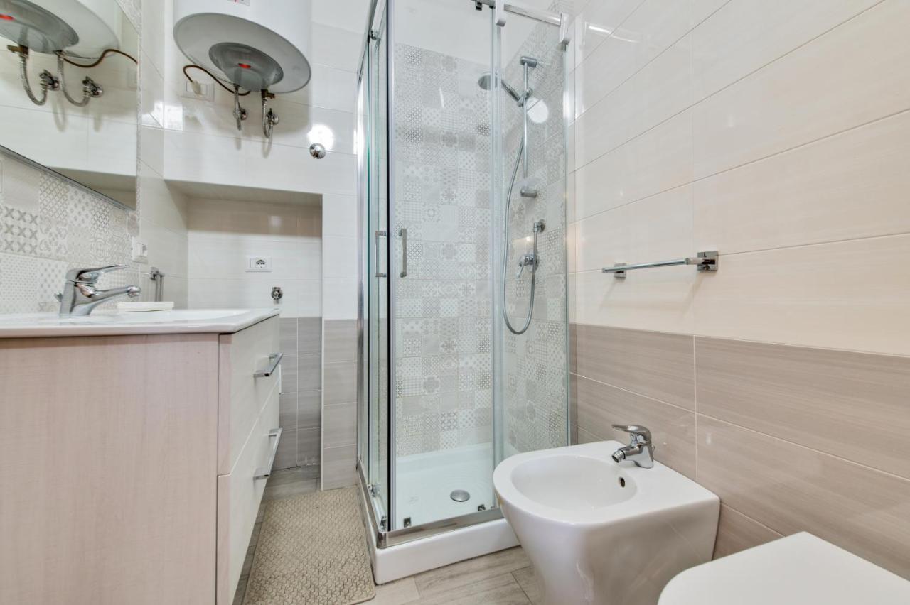 Spaccanapoli - Fully Equipped Studio Luaran gambar